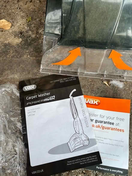 Photo of free Vax Carpet Washer power max (EN5) #2