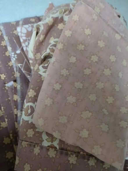 Photo of free Old duvet covers, pillow cases and flat sheets (Earley RG6) #2