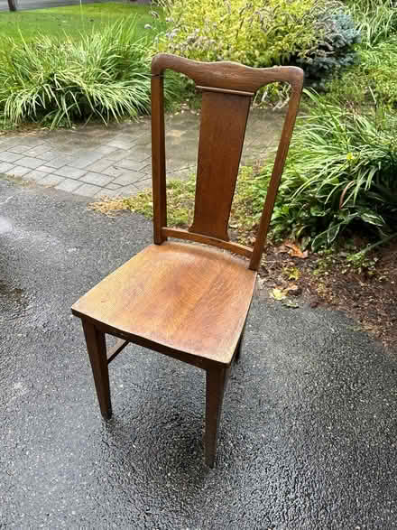 Photo of free Oak chair (Lexington center) #1