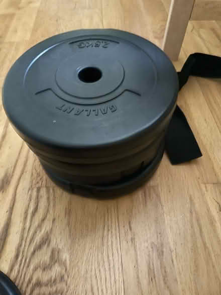 Photo of free Dumbell set (KT2, Kingston upon thames) #4