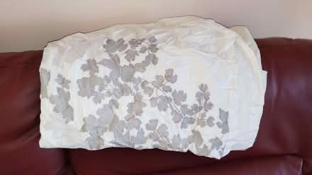 Photo of free Double bedding: 1 x quilt cover + 3 x double fitted sheets (Ivy Farm SK11) #2