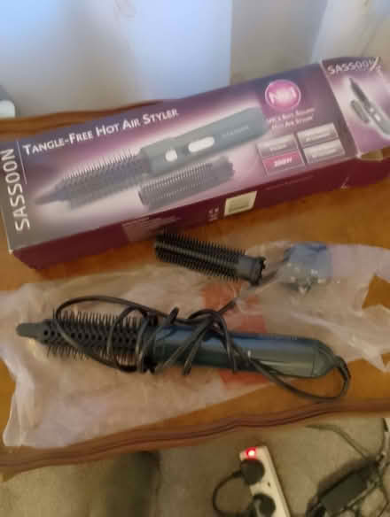 Photo of free Hair curler (Bradway S17) #1