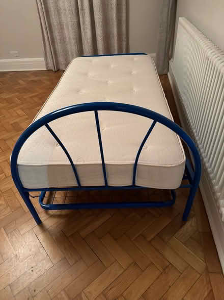 Photo of free Single bed with 2nd frame under (Belsize Park, NW3) #4
