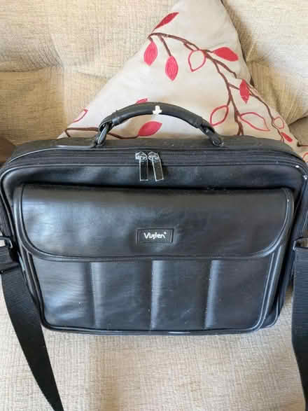 Photo of free Old laptop bag (TQ3) #2