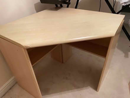 Photo of free Desk (GU9) #1