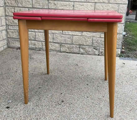 Photo of free table (West Oxfordshire OX28) #2