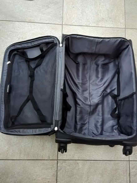 Photo of free Black wenger suitcase (4 wheels) (Egham TW20) #2