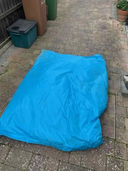 Photo of free BIG blue waterproof garden beanbag (Worcester Park KT4) #1