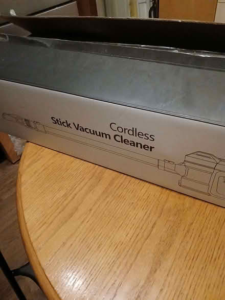 Photo of free Cordless stick vacuum cleaner (Walkley S6) #2