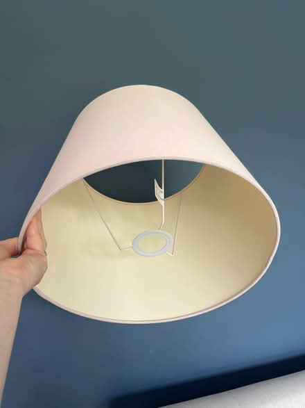 Photo of free Pink light lamp shade (HG2) #1
