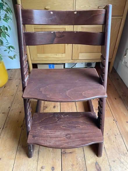 Photo of free Stokke tripp trapp high chair (Ladywell) #2