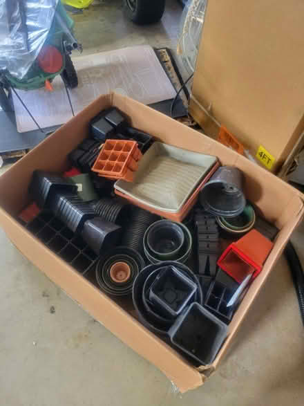 Photo of free Seed starting pots (Lagrange) #1