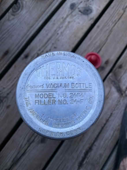 Photo of free Thermos brand thermos and bag (Beverly Hills/Hillcrest/48025) #3