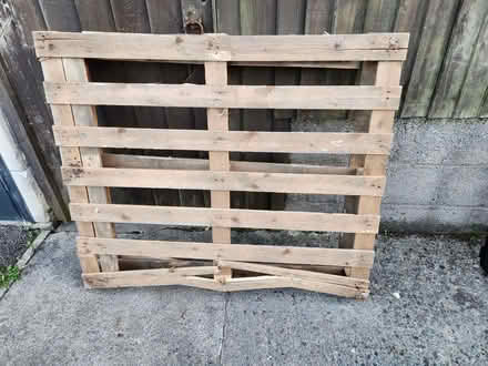 Photo of free Wooden pallet (Oldfield Park) #1