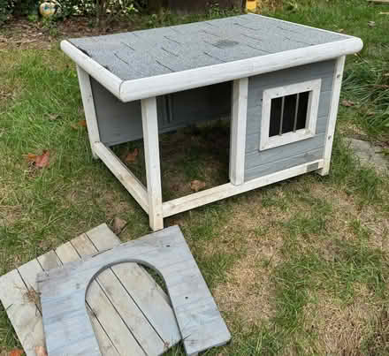 Photo of free Dog House (must be reassembled) (N Sycamore St & 11th St) #1