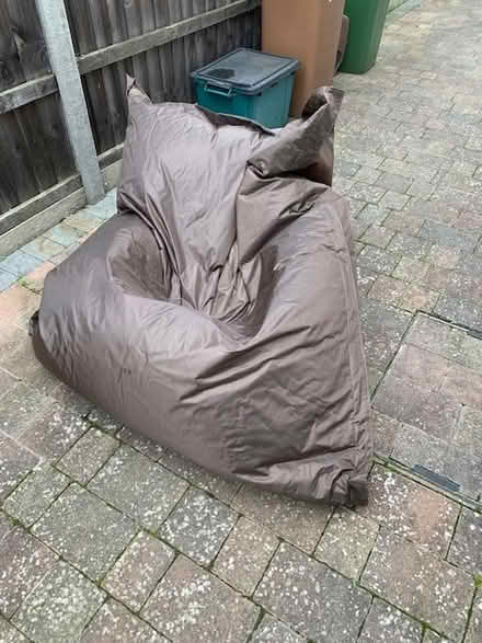 Photo of free BIG Garden Beanbag (Waterproof) (Worcester Park KT4) #2