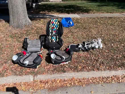 Photo of free Booster seats & ice skates (Glenview) #1