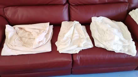 Photo of free Double bedding: 1 x quilt cover + 3 x double fitted sheets (Ivy Farm SK11) #1