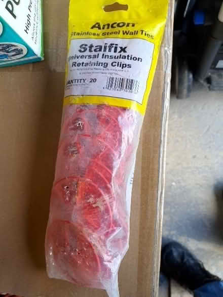 Photo of free Pack of 20 Universal insulation retaining clips. (Manor Park Estate SG6) #1