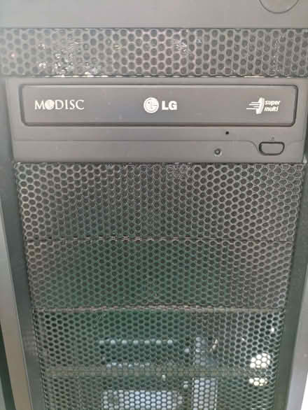 Photo of free Computer towers and various cables. (Colney Hatch N10) #3