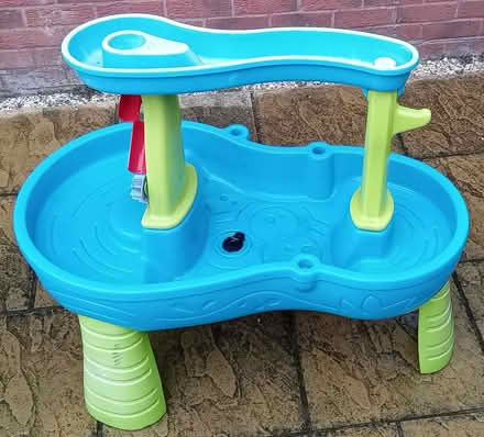 Photo of free Play water table (Woosehill RG41) #1