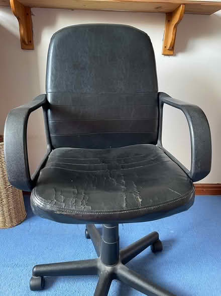 Photo of free Office chair (Cowplain, Waterlooville) #1