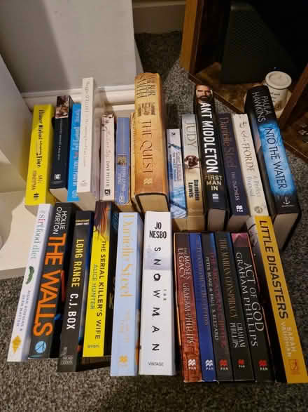 Photo of free Bundle of Assorted Book Titles (Halesowen B63) #1
