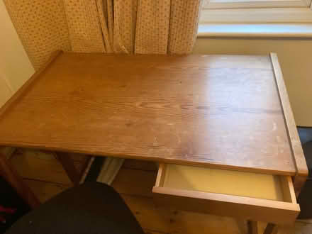 Photo of free Pine desk (Walton Manor OX2) #2