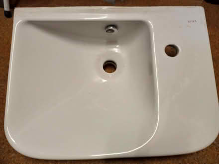Photo of free Small washbasin (St Albans AL3) #2