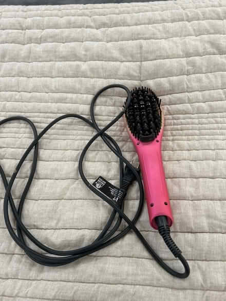 Photo of free Hair straightener brush (Kentlands in Gaithersburg) #1