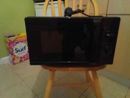 Photo of free Microwave Oven (Havant PO9) #1