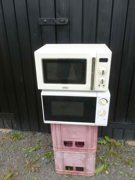 Photo of free Microwaves (Llandyssil SY15) #1