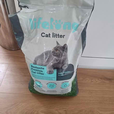 Photo of free Clumping cat litter (Westminster Drive PO21) #3