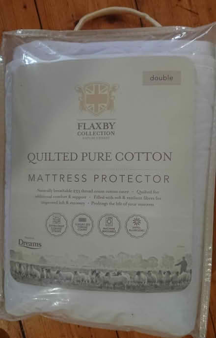 Photo of free Cottom Mattress Protector (Bruntsfield EH10) #1