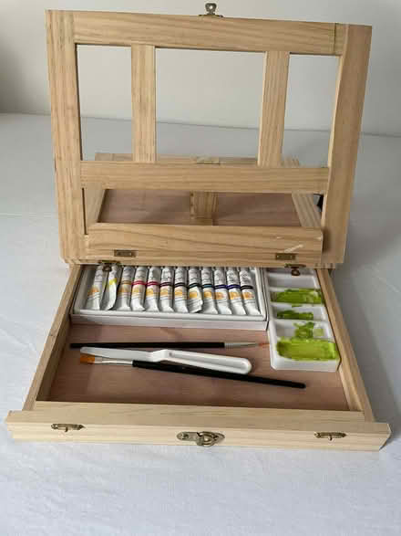 Photo of free Paiting atril (Tottenham N17) #2