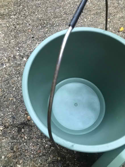 Photo of free Plastic bucket with lid (Chesham HP5) #3