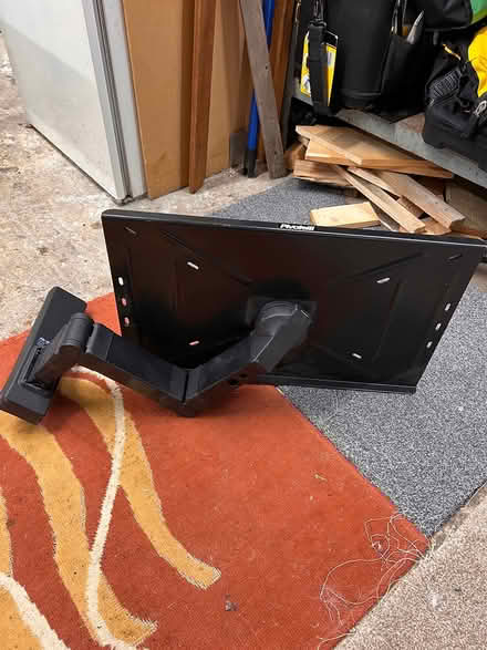Photo of free Wall bracket for TV (Harlow CM18) #1