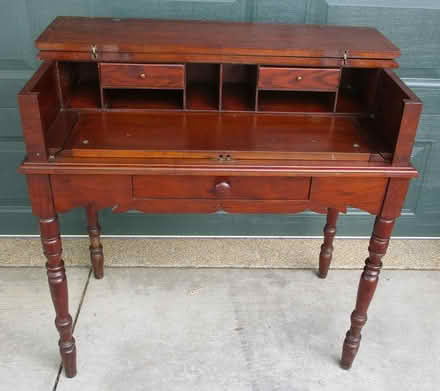 Photo of free Wood Desk (Schaumburg) #1