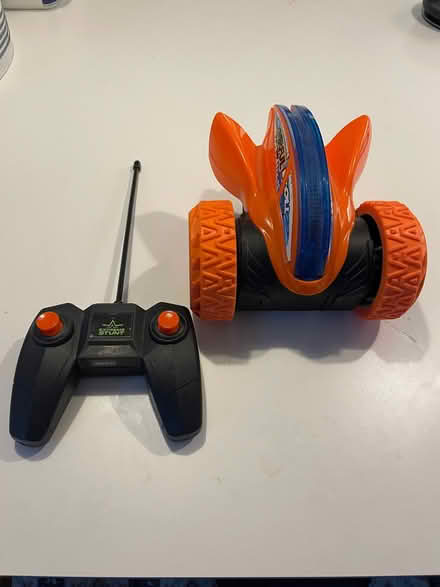 Photo of free Radio controlled car (Golden Triangle NR2) #1