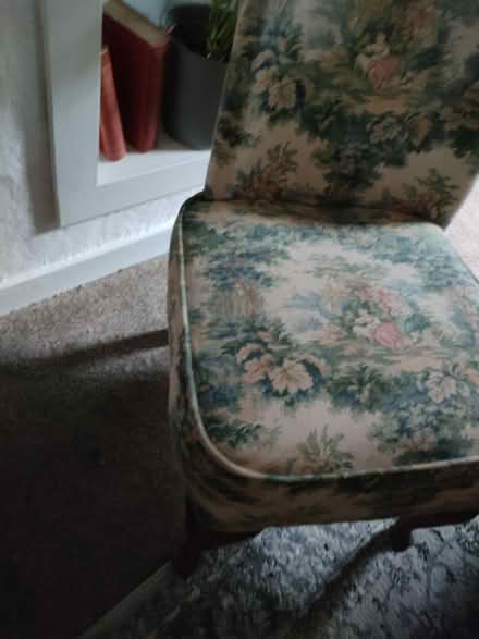 Photo of free Small chair (EH4) #3