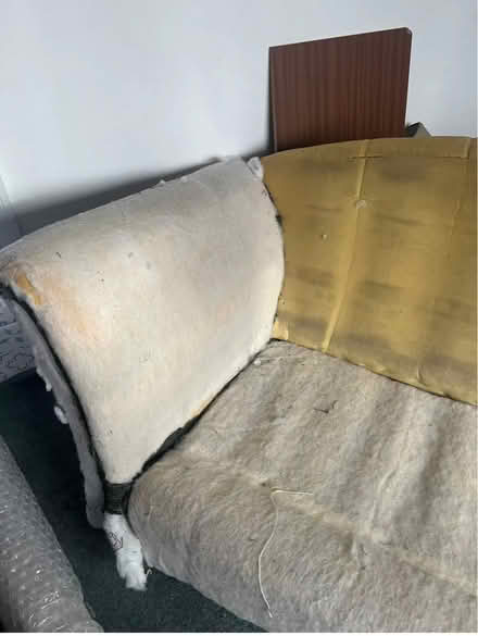 Photo of free Large sofa (BD8) #3