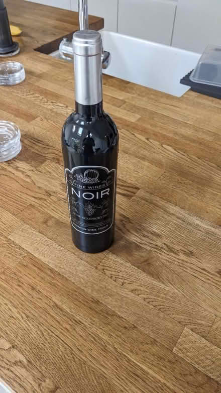 Photo of free Wine opening set (Priestwood, Bracknell RG42) #2