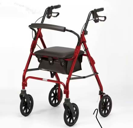 Photo of Walker Rollator (N16) #1