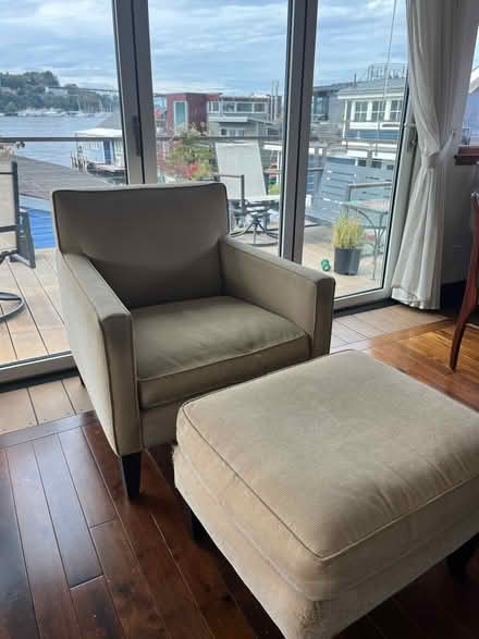 Photo of free Couch, chair and ottoman set (Eastlake) #4