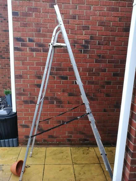 Photo of free Tall aluminium step ladder (HR9) #3