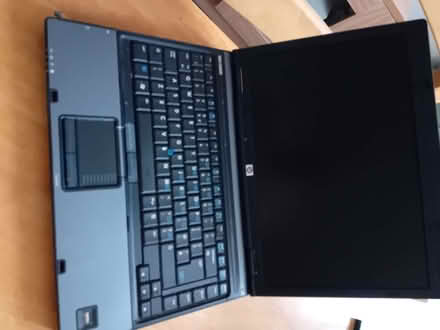 Photo of free Old hp laptop, no charger (Oxford ST6) #2