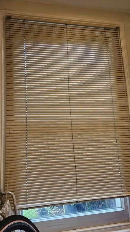 Photo of free Set of 4 Venetian Blinds (W9 Maida Vale) #2
