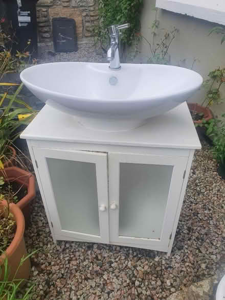 Photo of free Bathroom sink (TR19) #1