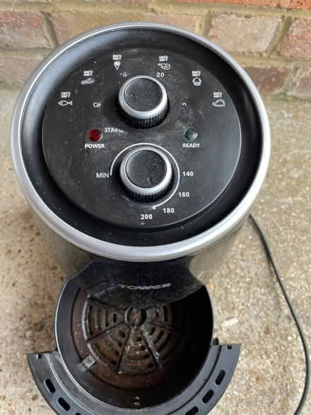 Photo of free Air Fryer (CT14) #3