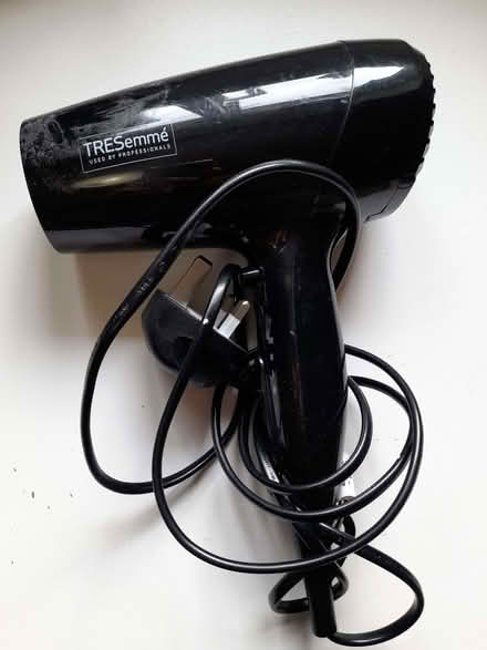Photo of free Hair dryer (Amersham HP7) #1